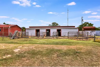2187 Highway 290 E, McDade, TX 78650 - Photo 32