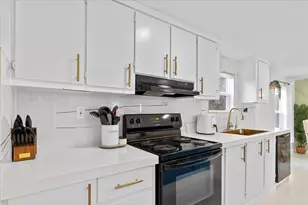 155 Arosa Dr, Elgin, TX 78621 - Photo 14