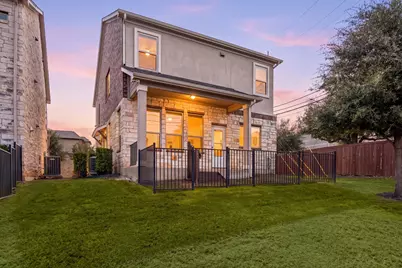 2105 Town Centre Drive #36, Round Rock, TX 78664 - Photo 2