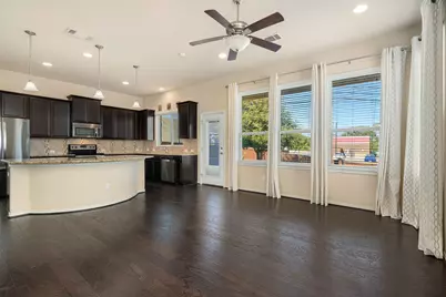 2105 Town Centre Drive #36, Round Rock, TX 78664 - Photo 4
