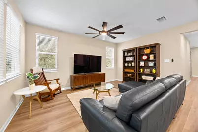 549 Raleigh Drive, Georgetown, TX 78633 - Photo 8