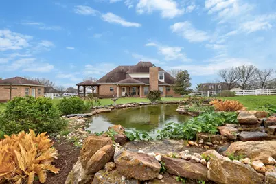 202 Highpoint Way, Georgetown, TX 78626 - Photo 4