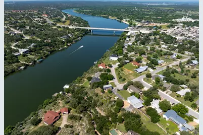 401 Crestview Drive, Marble Falls, TX 78654 - Photo 40