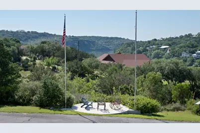 401 Crestview Drive, Marble Falls, TX 78654 - Photo 18