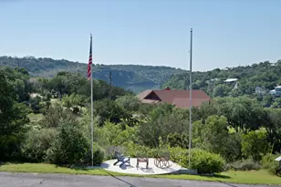 401 Crestview Dr, Marble Falls, TX 78654 - Photo 18