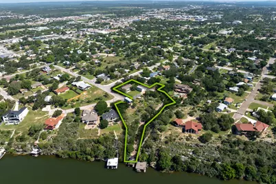 401 Crestview Drive, Marble Falls, TX 78654 - Photo 1