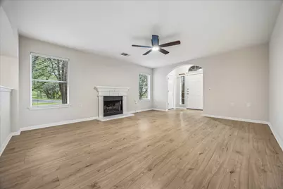 704 Fort Clark Cove, Austin, TX 78745 - Photo 6