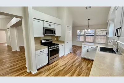 6601 Shiner Street, Austin, TX 78729 - Photo 12