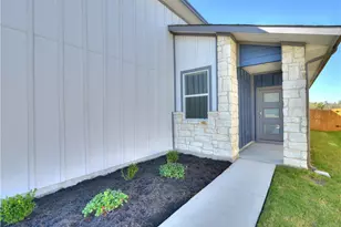 7512 Daves Landing Dr, Austin, TX 78724 - Photo 2