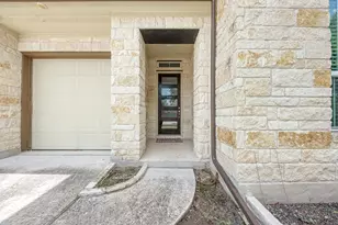 104 Binnacle Dr, Round Rock, TX 78681 - Photo 2