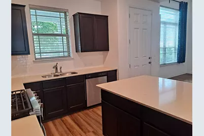 7903 Sutcliffe Drive, Austin, TX 78744 - Photo 10