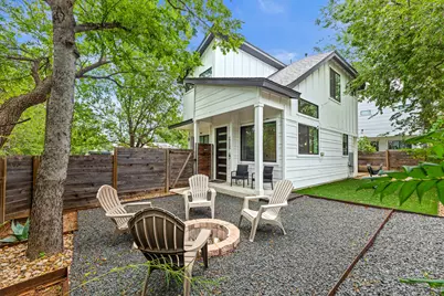 2004 E 10th Street #2, Austin, TX 78702 - Photo 4