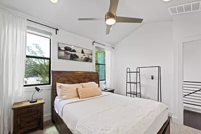2004 E 10th Street #2, Austin, TX 78702 - Photo 22