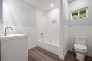 109/111 S Cedar St, Buda, TX 78610 - Photo 16