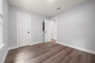 109-111 S Cedar Street, Buda, TX 78610 - Photo 14