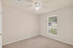 1604 Prickly Pear St, Lockhart, TX 78644 - Photo 18