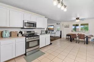 2050 Co Rd 129, Taylor, TX 76574 - Photo 14