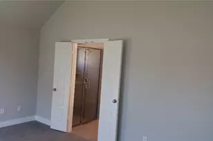 212 Freeman Loop, Liberty Hill, TX 78642 - Photo 10