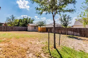 154 Flagstone Trail, Buda, TX 78610 - Photo 28