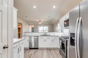 154 Flagstone Trail, Buda, TX 78610 - Photo 4