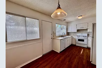 4703 Sagebrush Trail #B, Austin, TX 78745 - Photo 6