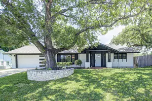 5803 N Hampton Dr, Austin, TX 78723 - Photo 26