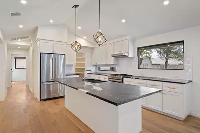 2111 Teakwood Drive, Austin, TX 78757 - Photo 6