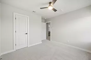 400 Sleep Holw, Jarrell, TX 76537 - Photo 24