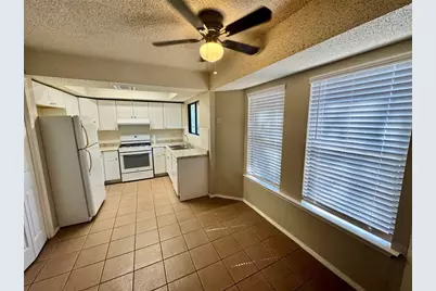 1004 Milford Way #B, Austin, TX 78745 - Photo 4