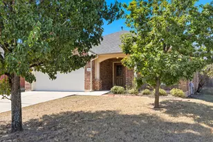 257 Firwood N, Kyle, TX 78640 - Photo 4