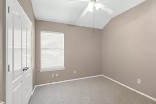 257 Firwood N, Kyle, TX 78640 - Photo 32