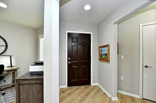 231 Hobby St, Georgetown, TX 78633 - Photo 4