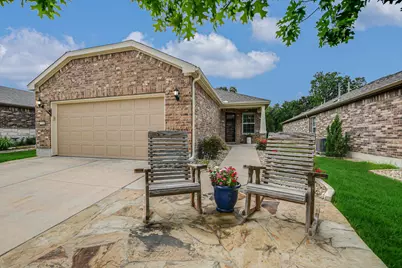 231 Hobby Street, Georgetown, TX 78633 - Photo 2