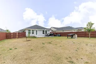 303 Schuyerville Dr, Elgin, TX 78621 - Photo 26