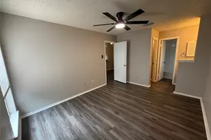 513 Sierra Cove, Round Rock, TX 78664 - Photo 4