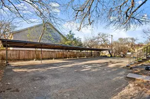 301 E 33rd St, Austin, TX 78705 - Photo 10