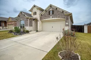 114 Millsaps Ct, Bastrop, TX 78602 - Photo 2