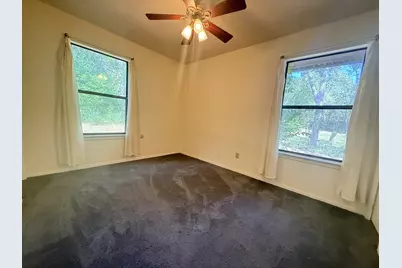 109 Pine Cone Lane, Elgin, TX 78621 - Photo 12