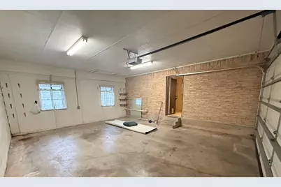 109 Pine Cone Lane, Elgin, TX 78621 - Photo 20