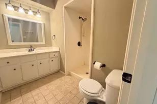 109 Pine Cone Ln, Elgin, TX 78621 - Photo 18