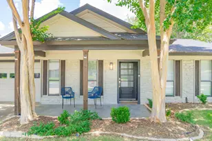 7002 Whispering Oaks Dr, Austin, TX 78745 - Photo 2