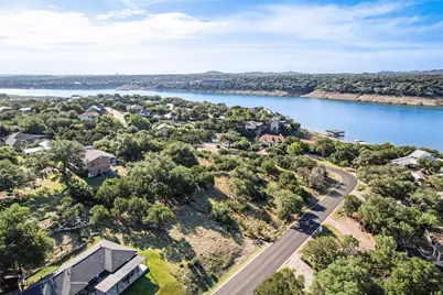 18512 Lakeland Drive, Lago Vista, TX 78645 - Photo 10