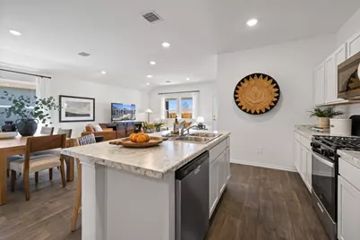 827 Arnold Loop, Uhland, TX 78640 - Photo 18