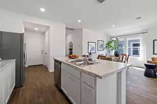 827 Arnold Loop, Uhland, TX 78640 - Photo 14