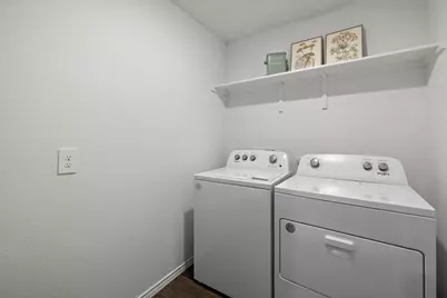 827 Arnold Loop, Uhland, TX 78640 - Photo 32