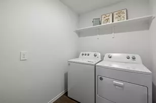 827 Arnold Loop, Uhland, TX 78640 - Photo 32