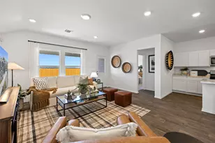 827 Arnold Loop, Uhland, TX 78640 - Photo 6