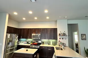 8021 Izetta Ln, Austin, TX 78744 - Photo 2