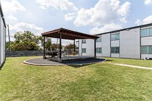 1200 E 52nd St, Austin, TX 78723 - Photo 12