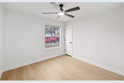 212 Meadow Park Drive, Georgetown, TX 78626 - Photo 24